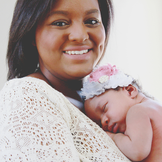 Photo of a mother and her newborn sleeping on her chest.