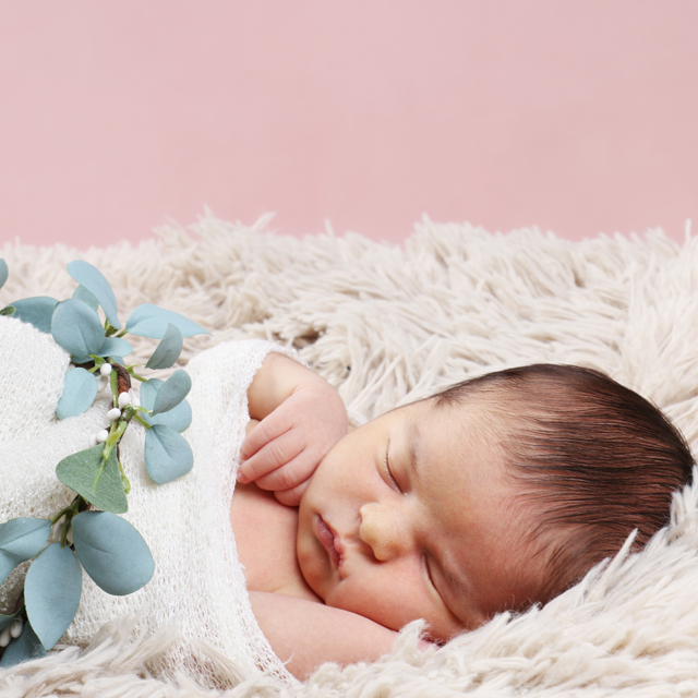 photographie d'un bébé endormi