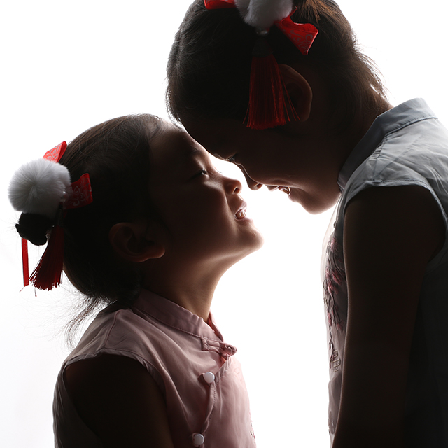 photographie de deux filles